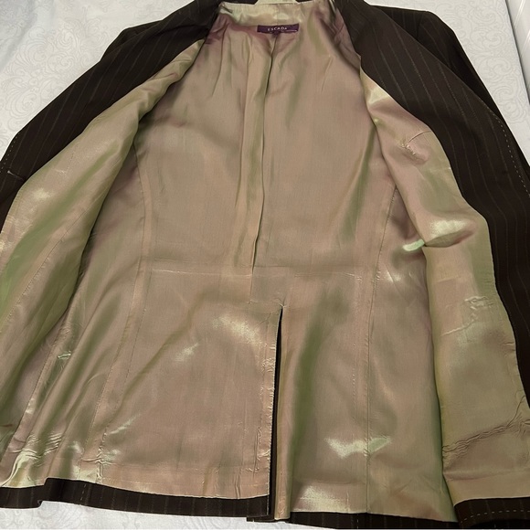 ESCADA “New Wool” Blend 2 Button Pinstripe Blazer With Shoulder Pads Size 40 - Picture 4 of 9